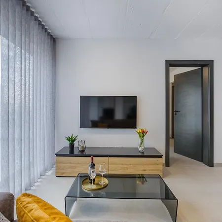 Plan Court Seaside Suites In Qawra By 360 Estates St. Paul's Bay Esterno foto